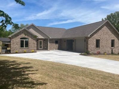 421 N Willowbrook Dr, Paris, TN, 38242