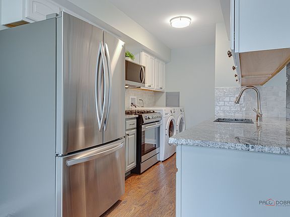 5th image of 1566 Cornell Cir