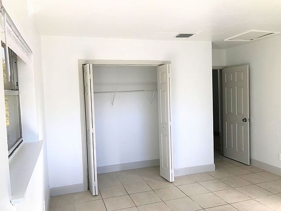 4th image of 1109 NW 5th St APT 1B