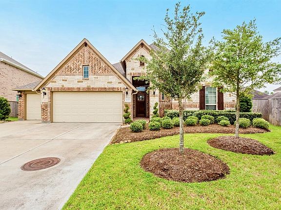 2nd image of 6122 Garden Lakes Ln