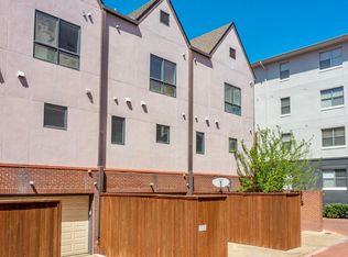 2912 Woodside St, Dallas, TX 75204