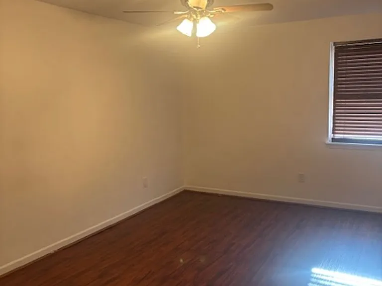 3403 Ravenwood Dr — Photo 4