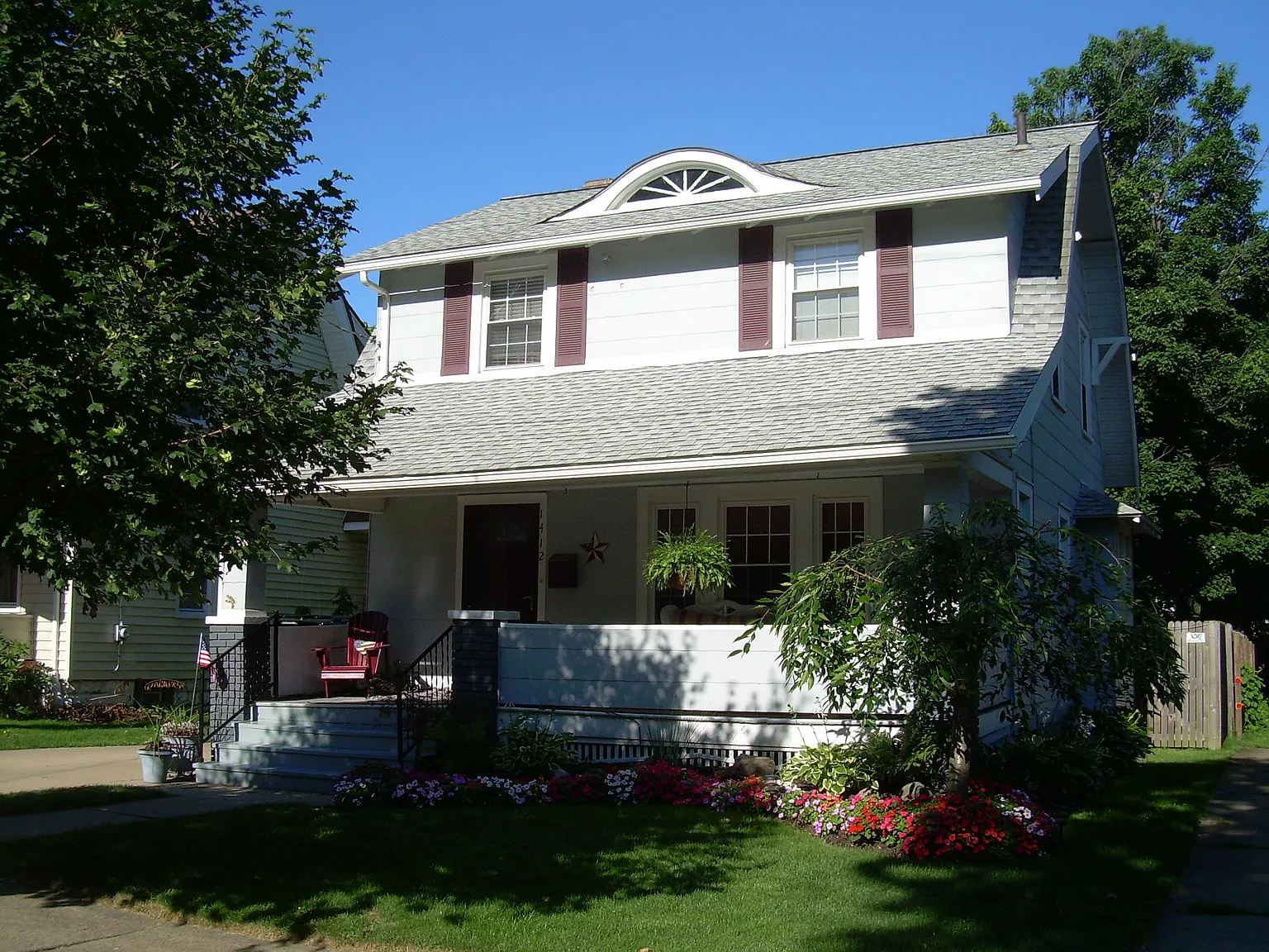 1412 Dietz Ave photo 1