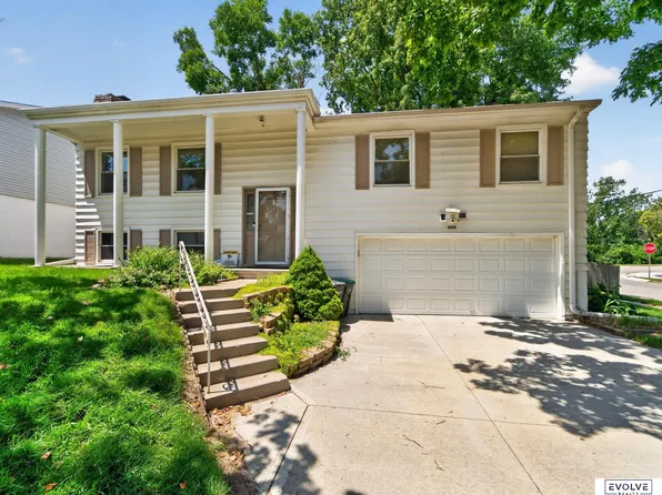 1724 N 107th Ave, Omaha, NE 68114