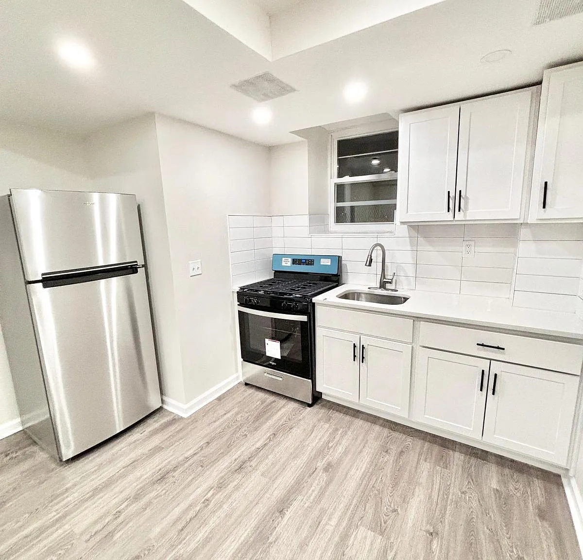 2 bed, $1,850 — Photo 2