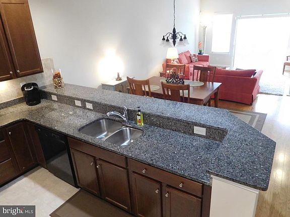 4th image of 113 Ambrose Ln