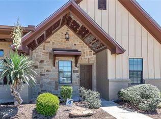 3211 Corporal Rd, College Station, TX 77845