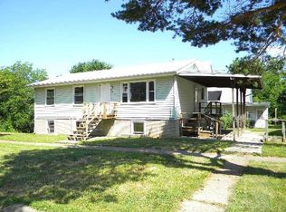 714 Spruce St, Burlington, IA 52601