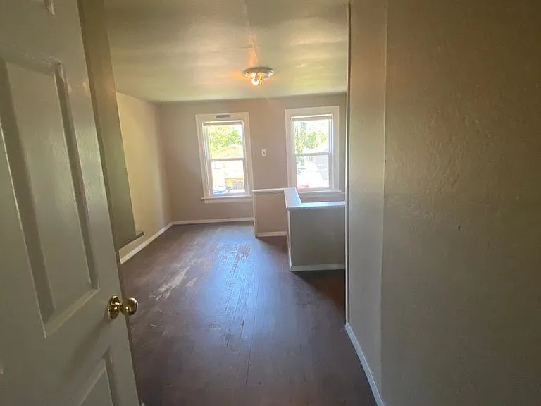 18-20 N. 7th Street — Photo 9