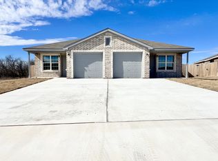 126 Dolphin Dr #B, Temple, TX 76501