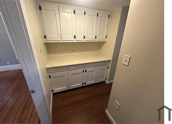 53 Everett St #2 — Photo 9