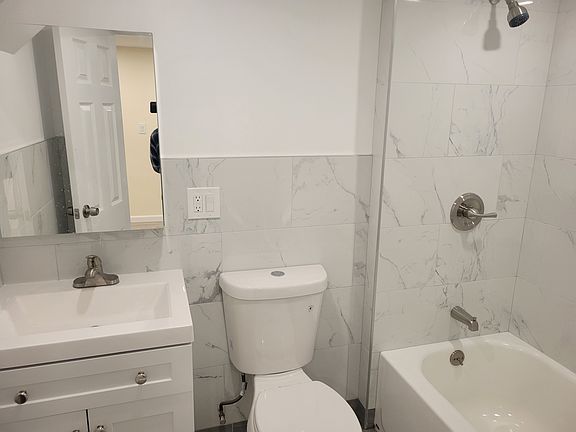 4th image of 61 Skillman Ave #1