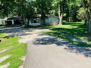 25036 Prophet Rd, Rock Falls, IL 61071