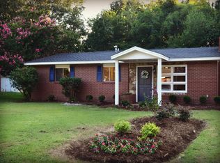 1908 Hadley Rd, Raleigh, NC 27610