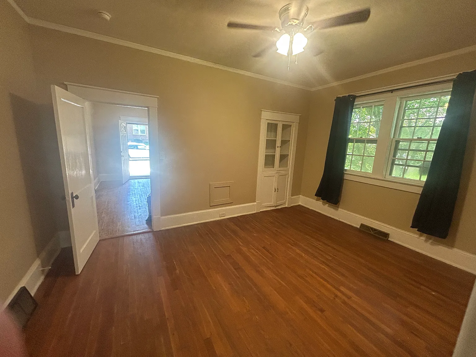 2 bed, 1360 sqft, $1,250 — Photo 4
