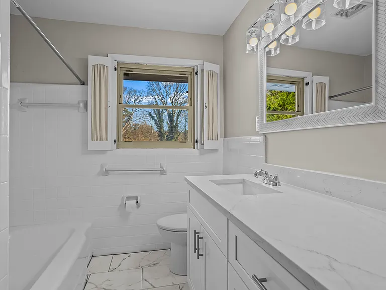 1449 Southland Vista Ct NE #A — Photo 6
