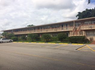 120 Windsor Dr #120-F, West Palm Beach, FL 33417