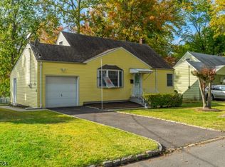 726 Brookside Rd, Rahway, NJ 07065