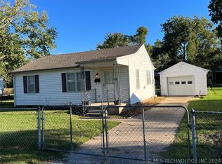 5376 W 2nd St, Tulsa, OK 74127