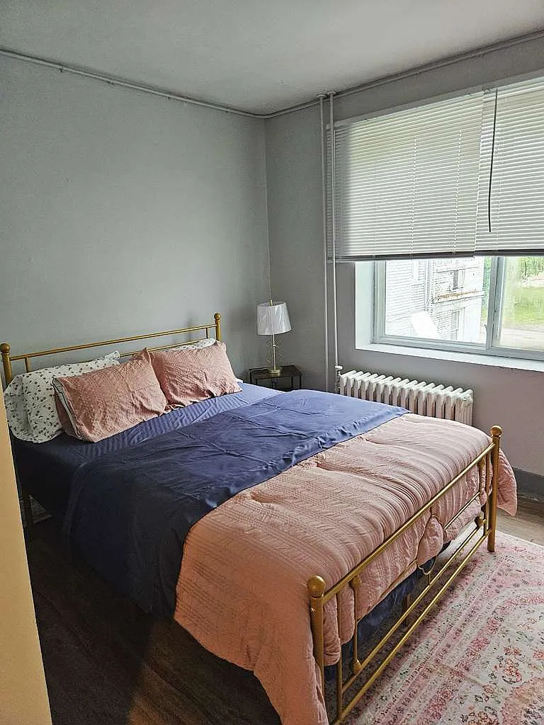 602 Henry St — Photo 4