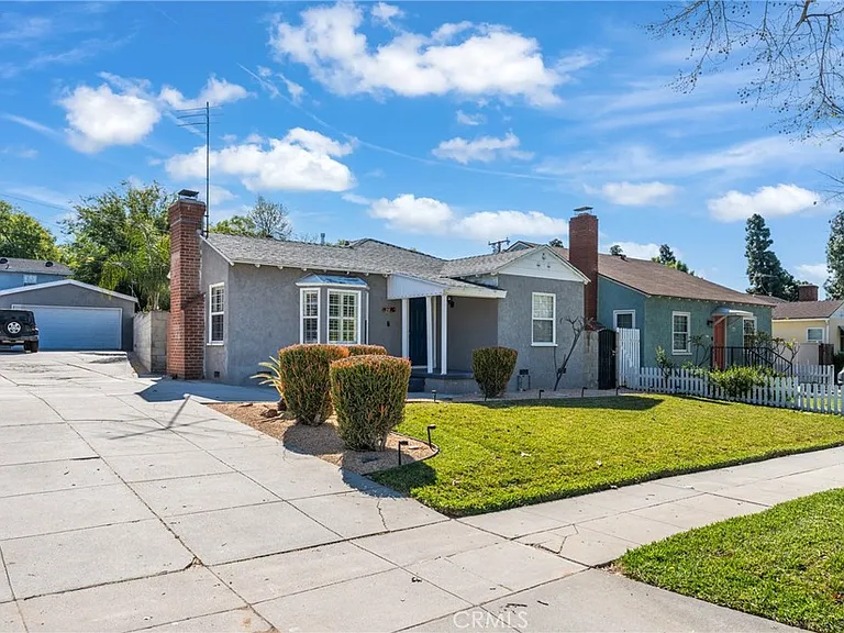 6226 Magnolia Ave — Photo 1