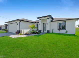 2203 NE 22nd Ave, Cape Coral, FL 33909