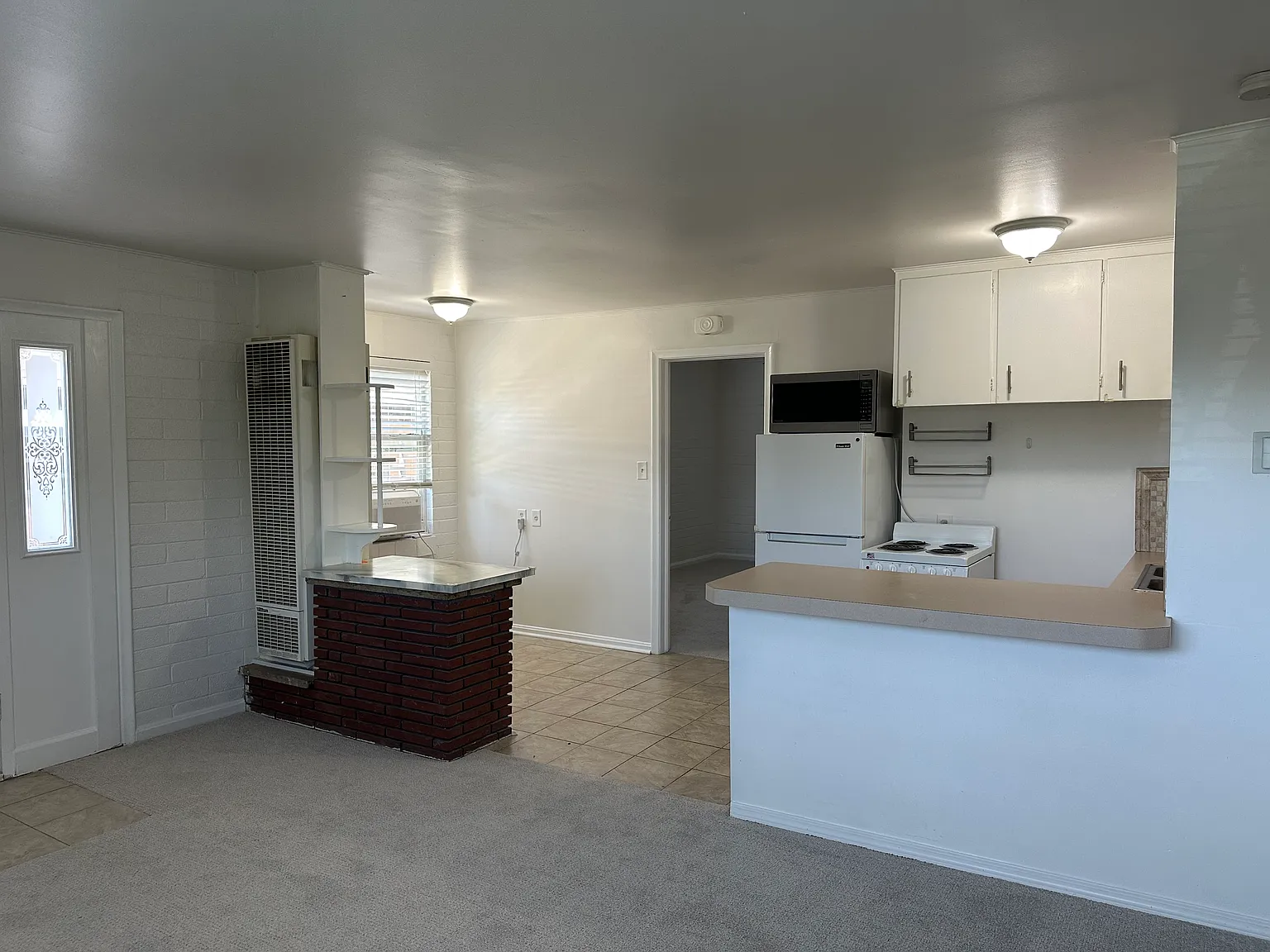 1 bed, 594 sqft, $1,155 — Photo 3