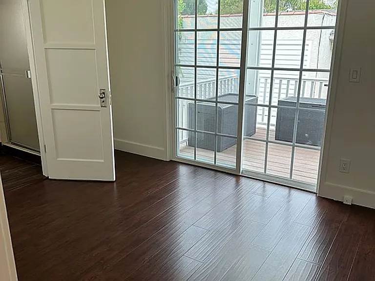 2610 S Bedford St #1 — Photo 5