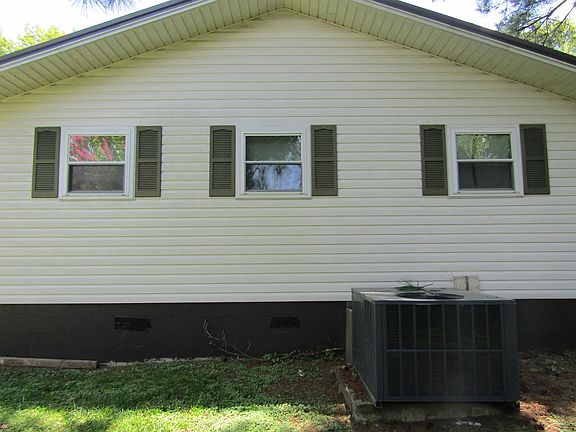 4th image of 1606 Ashwander St