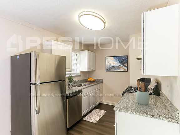 3rd image of 1500 E Tucker Blvd