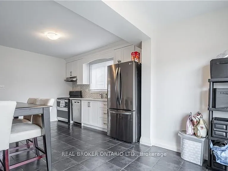 301 Wallace Ave S #MAIN — Photo 6