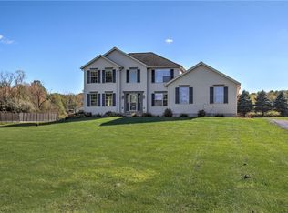 4998 Wayne Rd, Mantua, OH 44255