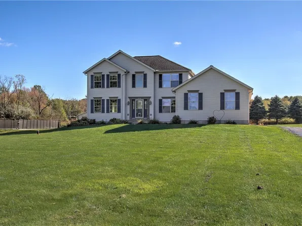 4998 Wayne Rd, Mantua, OH 44255