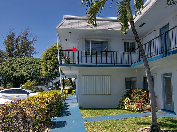 2nd image of 2400 Lake Osborne Drive #202
