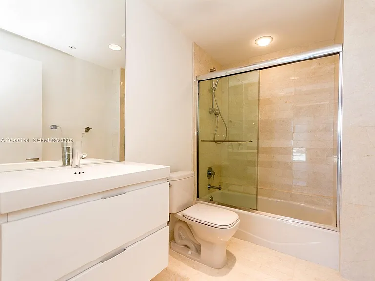 17301 Biscayne Blvd #1004 — Photo 14