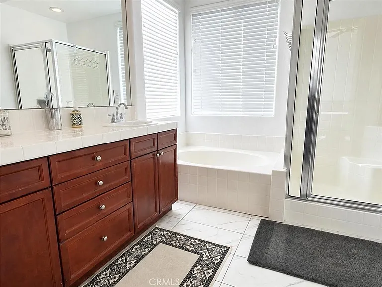 11495 Foxdale Dr — Photo 24