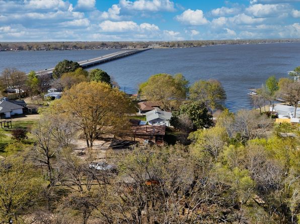 104 Henderson Harbor Cir, Gun Barrel City, TX 75156