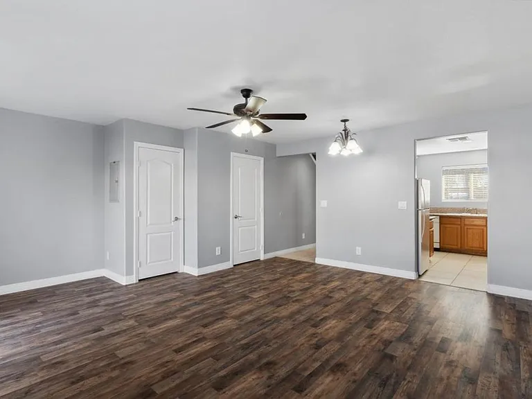 Large Renovated 3-Bed/2.5-Bath Townhomes at a Great Price with Covered Parking Included — Photo 10