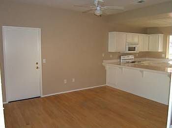 4th image of 1326 Palomar Pl #5