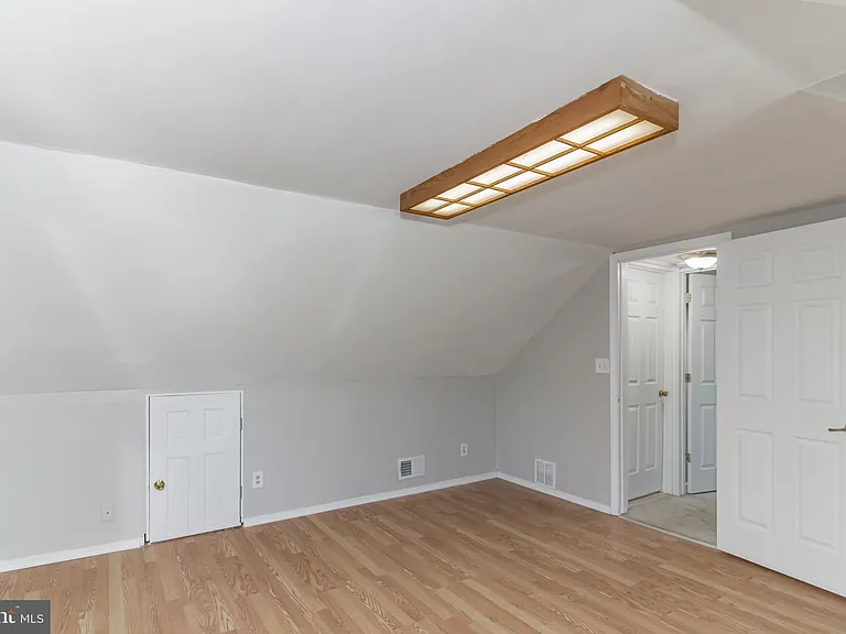 25 Birch Ave — Photo 21