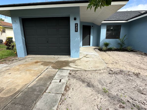 429 Flamingo Rd NE