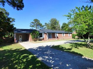 110 Acorn Ln, Point Harbor, NC 27964