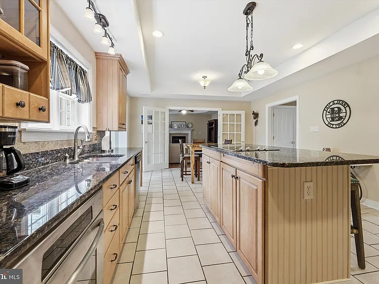 11406 Rolling Green Pl — Photo 14