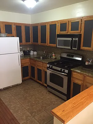 Rented by Bedford Realty USA Corp | media 11