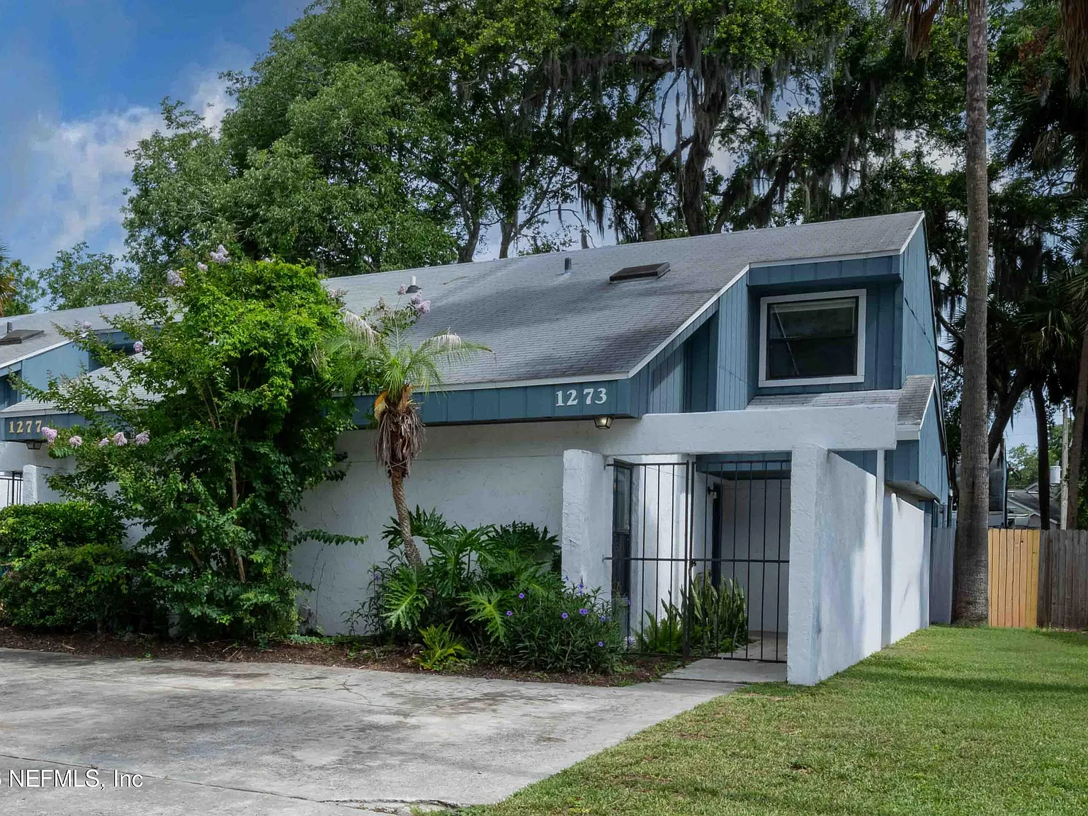 2 bed, 2.0 bath, 1100 sqft, $1,495 — Photo 1