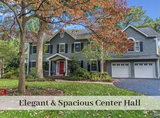 292 Martom Rd, Wyckoff, NJ 07481