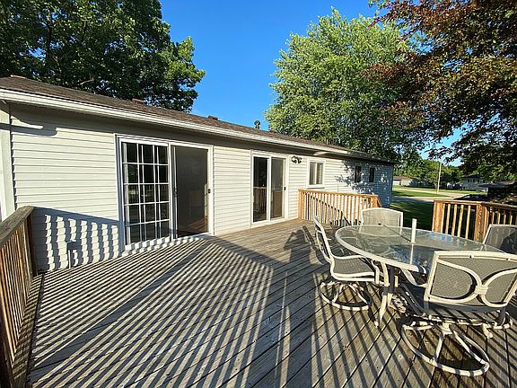 20 x 20 Deck 