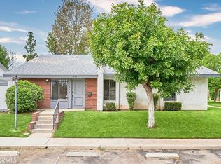 1453 Maxwell Ln, Upland, CA 91786
