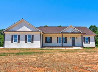 2923 Philadelphia Rd, Lawndale, NC 28090