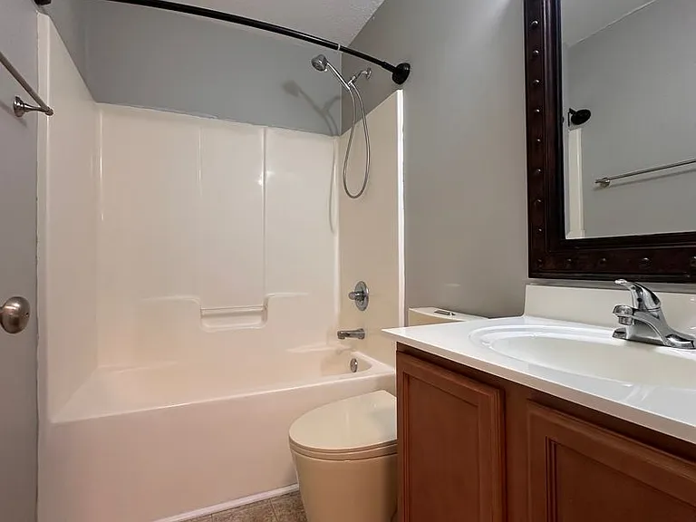 102 Brookhaven Dr — Photo 30
